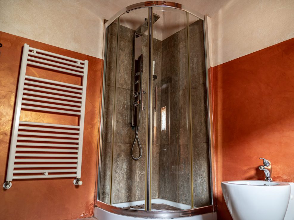 'Magic Room' - bathroom.